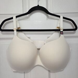 Incredible By Victoria's Secret Perfect Shape Push-up Smooth White Bra Sz 36DDD